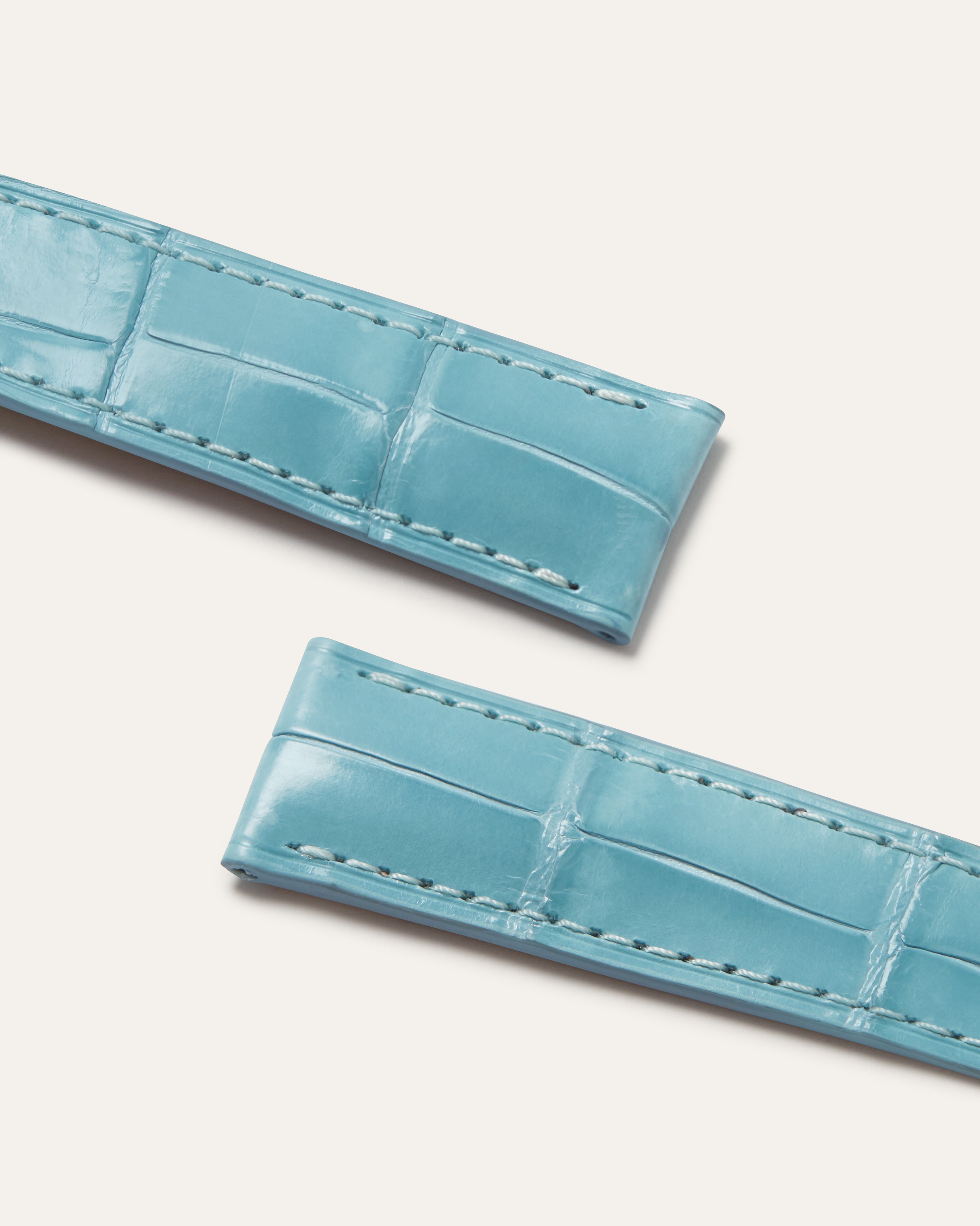 Alligator Classic Watch Strap in Shiny Sky Blue Square Scales